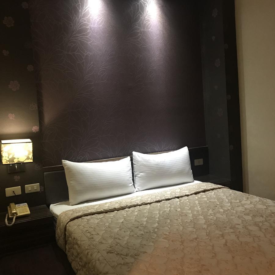 Baseball Hotel Hsinchu City Exterior photo